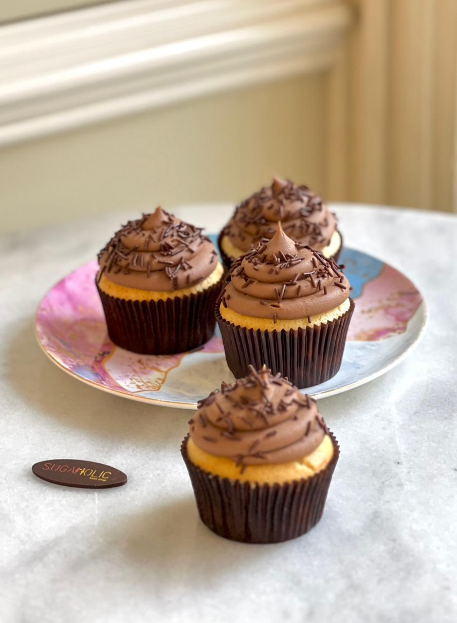 Vanilla Ganache Cupcake 