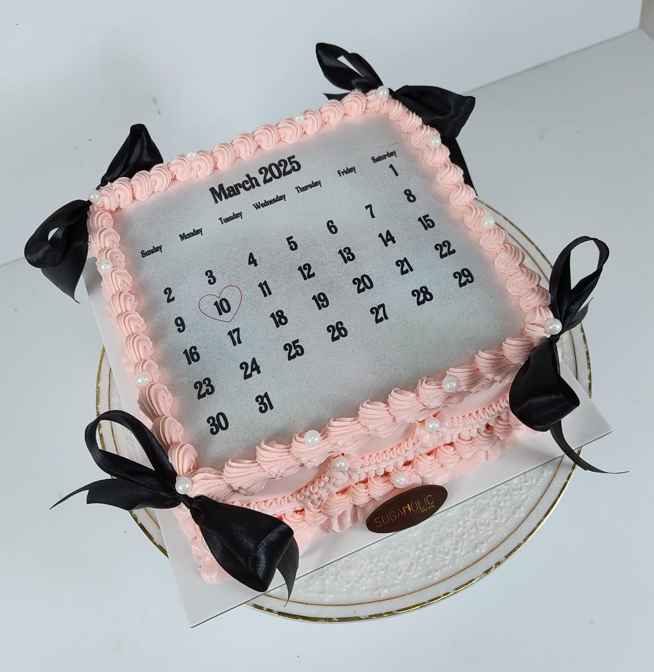 Square Burnaway Buttercream Cake 