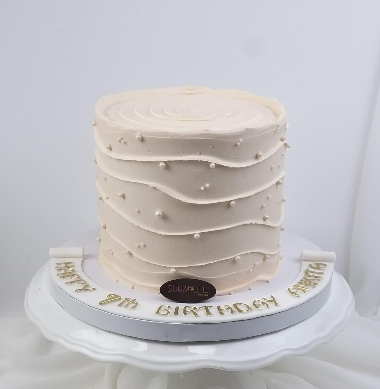 Cream Wave Buttercream Cake 