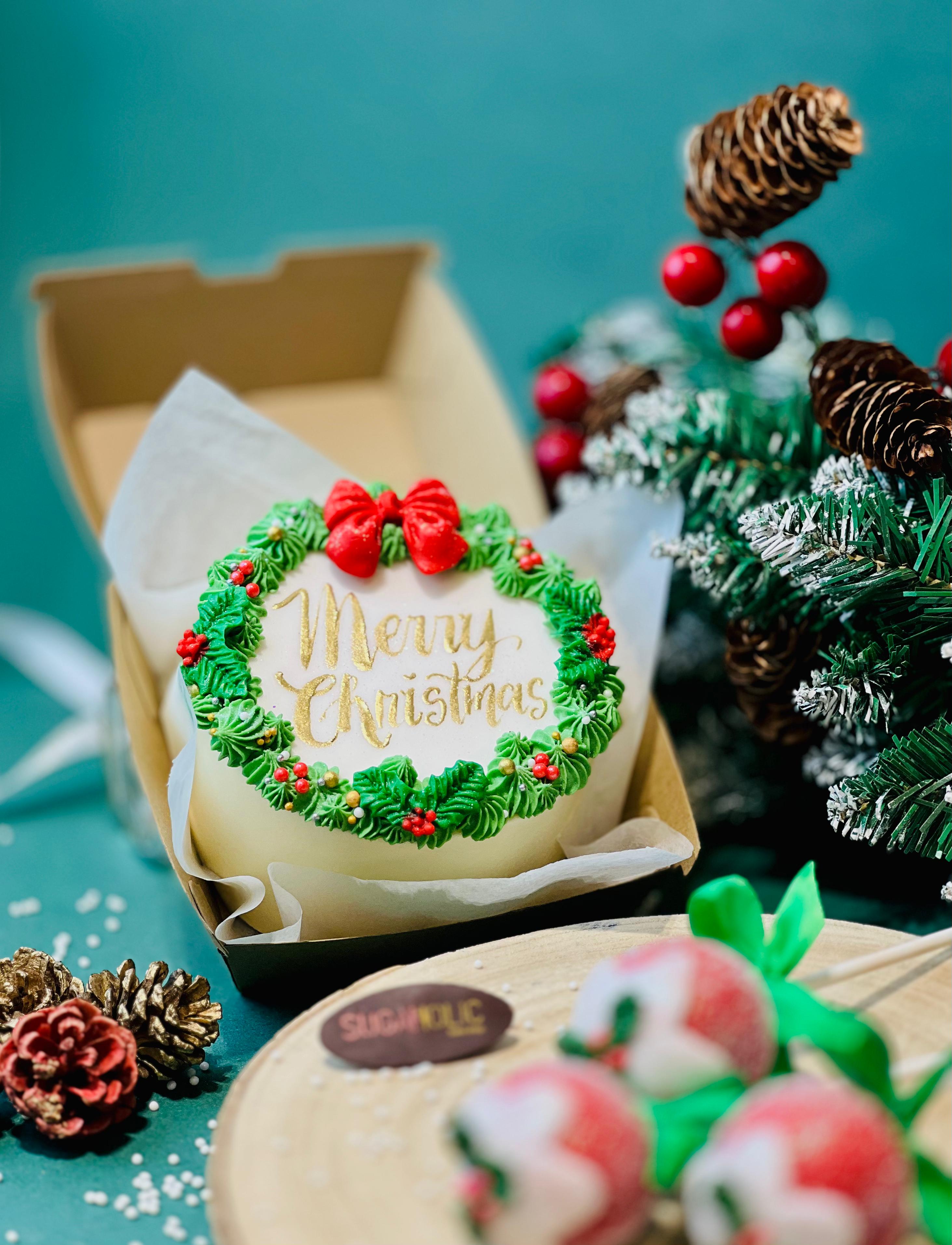 Merry Christmas Wreath Bento Cake