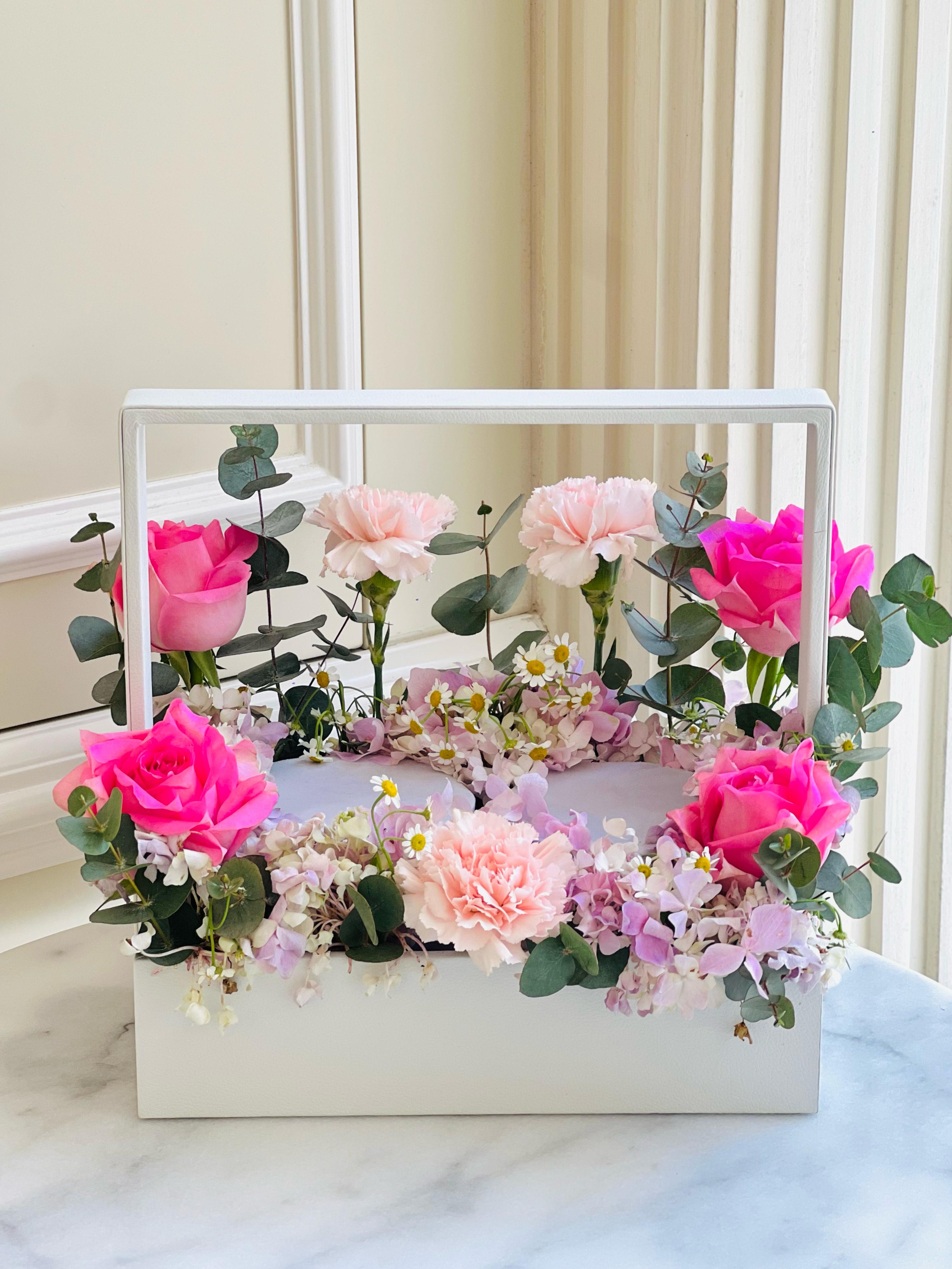 Flower Treasure Floral Mini Cake Tray